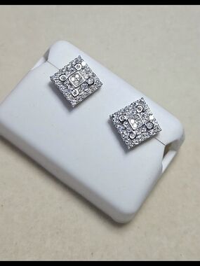 New Moissanite Square Iced Out Screw Back Stud Earrings 925
